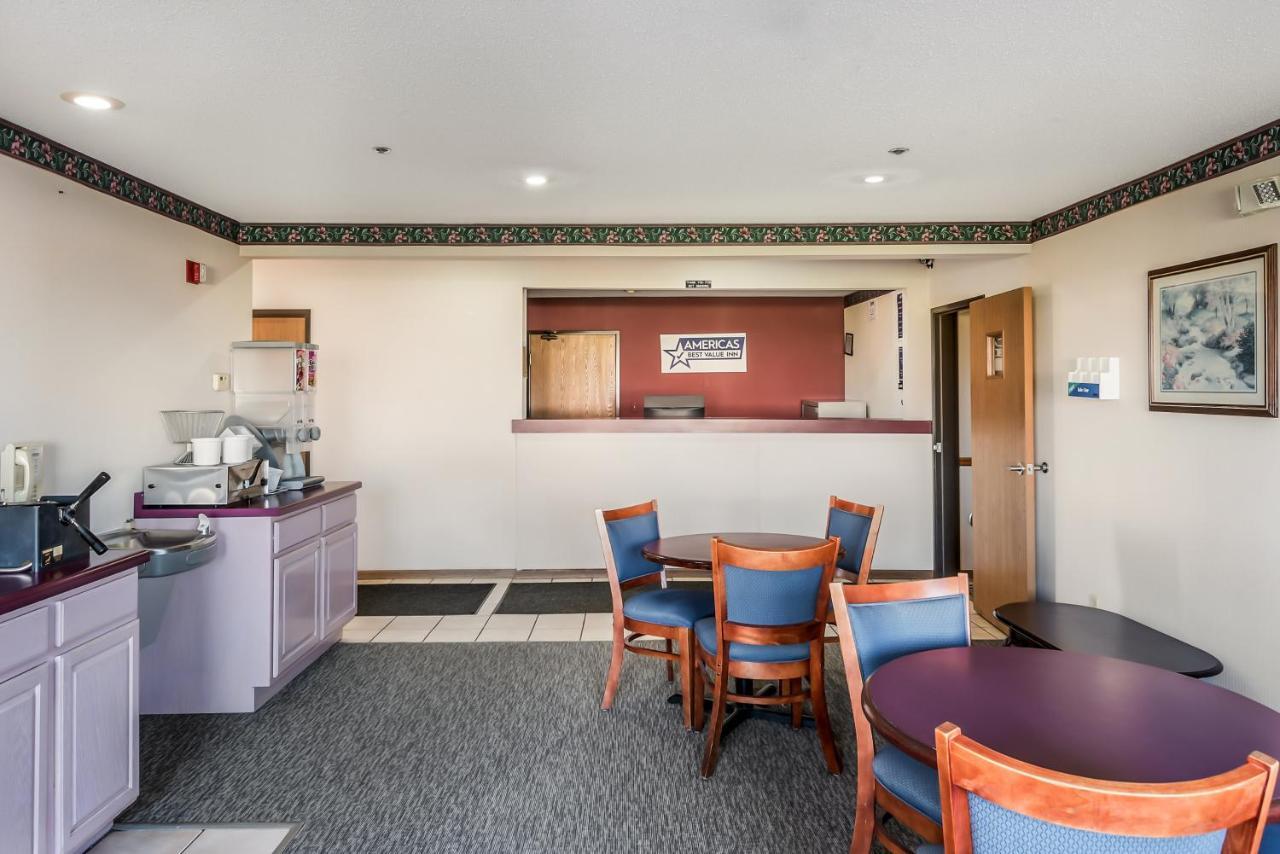 Americas Best Value Inn-Wenona Exterior foto